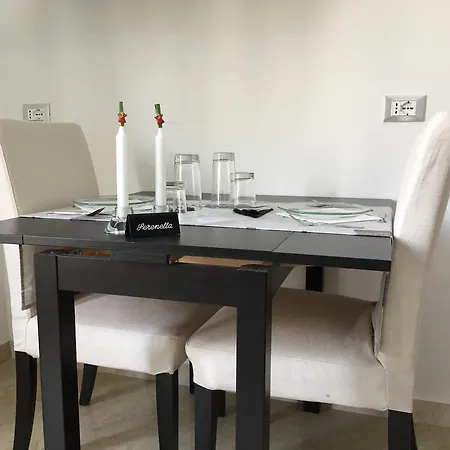 Alojamento de Acomodação e Pequeno-almoço Paolo E Mariella